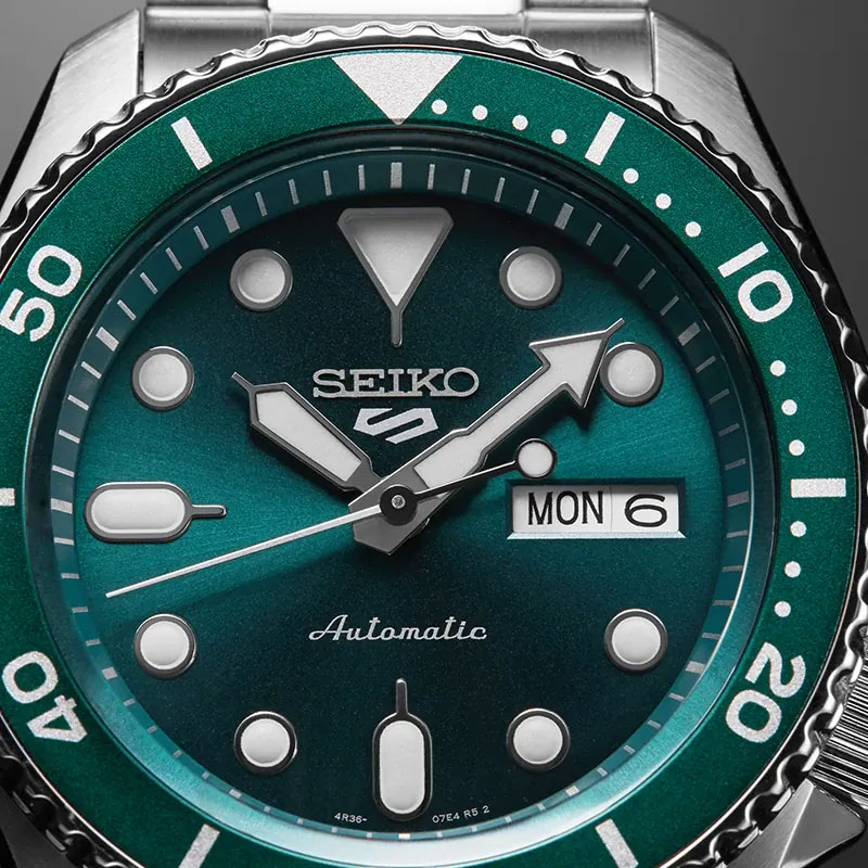 Seiko 5 SRPD61K1 Sports Green Dial Automatic Men's Watch