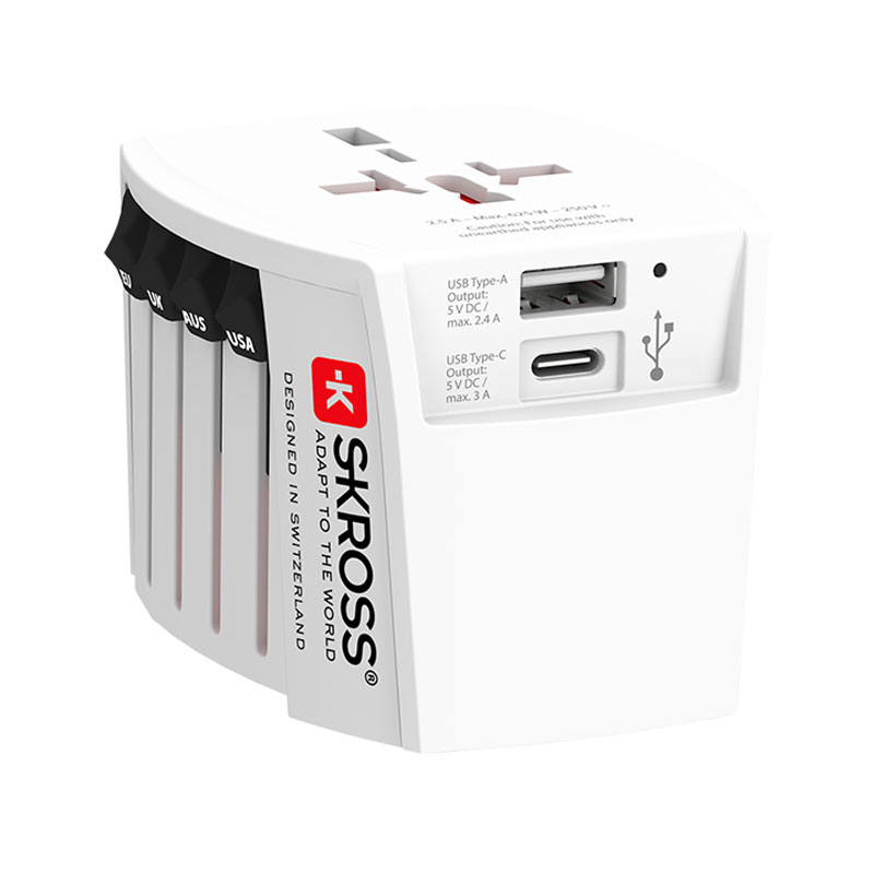 SKROSS Universal Travel Plug with USB and USB C
