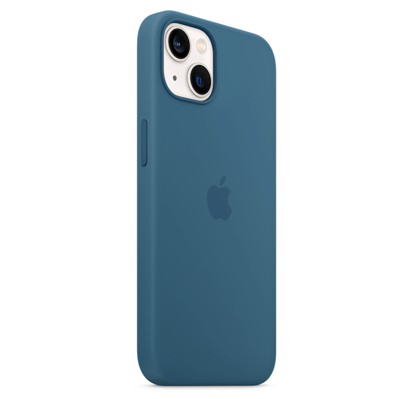 Apple Silicone Case with MagSafe for iPhone 13